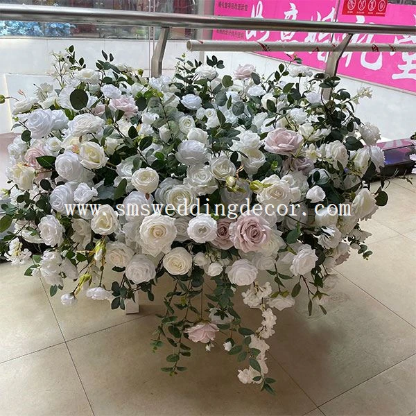 Grande couronne de fleurs