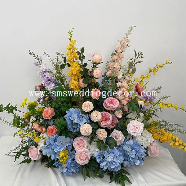Arrangements floraux rustiques pour les mariages