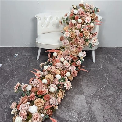 Fleurs de mariage d'automne sur un budget