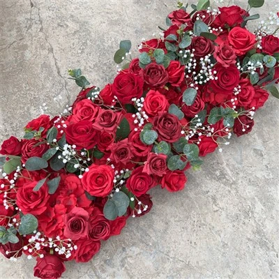 Centres de table de mariage à fleurs rouges